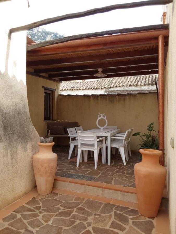 B&B Sa Prama Galtellì Екстериор снимка
